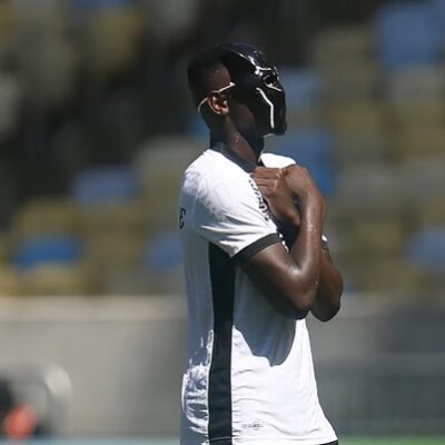 Botafogo vence o Flamengo no Maracanã e chega a quarta vitória seguida