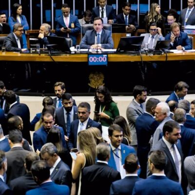  Mais imposto : Senado aprova taxação de        compras internacionais de até $50