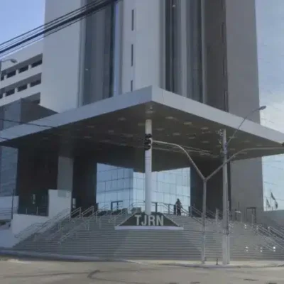 Servidores da Justiça marcam assembleia e podem entrar em greve