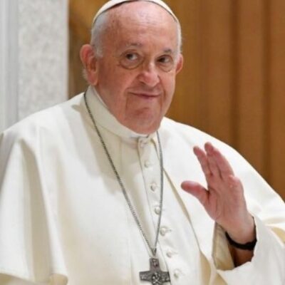 Papa Francisco diz que ‘fofocar é coisa de mulher’