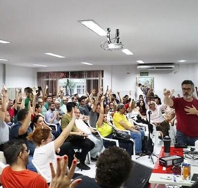 Professores da Ufersa aprovam adesão à greve das universidades federais