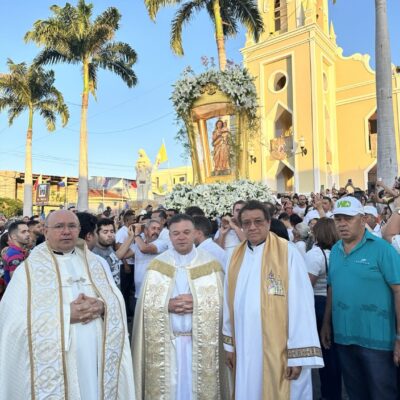 Procissão de Sant’Ana e missa encerram festejo da padroeira de Currais Novos