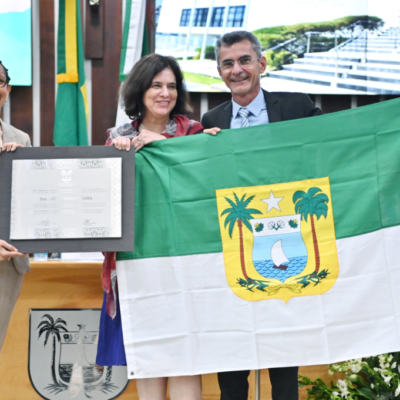 Ministra da Saúde, Nísia Trindade, recebe título de cidadã norte-rio-grandense na AL