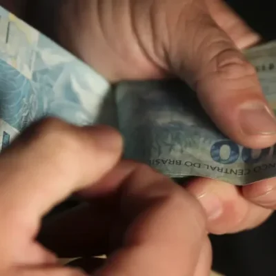 13° salário: segunda parcela deve ser paga até 20 de dezembro