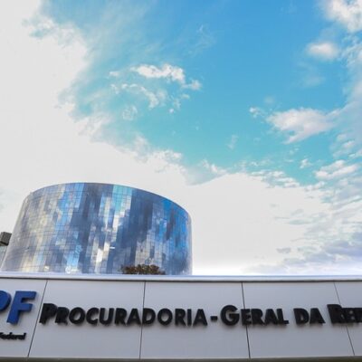 Repasses de R$ 450 milhões em emendas pix entram na mira do MPF