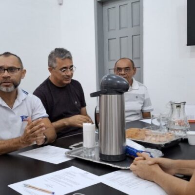 Piso do Magistério: SINTE e Prefeitura de Currais Novos avançam no diálogo sobre reajuste do piso salarial da categoria