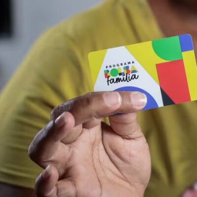 Beneficiários do Bolsa Família fizeram transações com rede ligada ao PCC e suspeita de lavagem de dinheiro