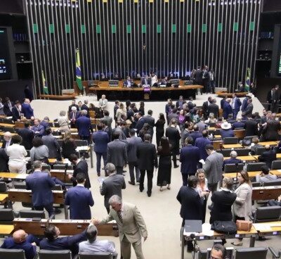 Desinteresse por política é maior na classe baixa, diz pesquisa Quaest