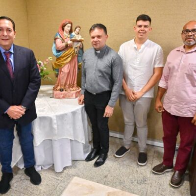 Imagem peregrina de Sant’Ana faz tradicional visita à Assembleia Legislativa