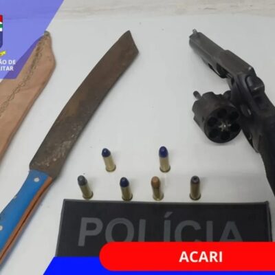 Polícia Militar cumpre mandado de prisão e apreende arma de fogo em Acari