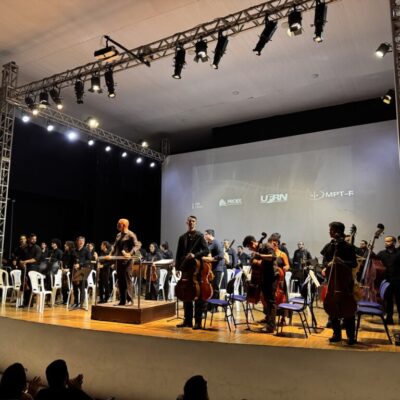 Orquestra Filarmônica da UFRN emociona Currais Novos em concerto histórico