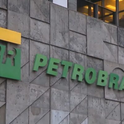 Petrobras reduz em R$ 0,17 gasolina vendida a distribuidoras