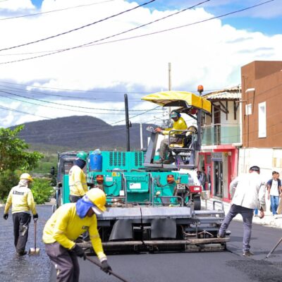 Mobilidade urbana: Prefeitura inicia asfaltamento de trecho da Rua Moisés Galvão