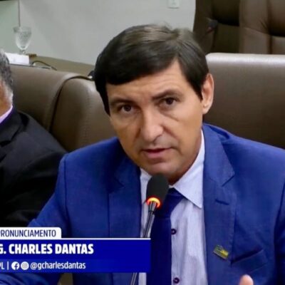 Vereador G Charles vota contrário a projeto de lei que aumenta em 900% a taxa de apreensão de animais