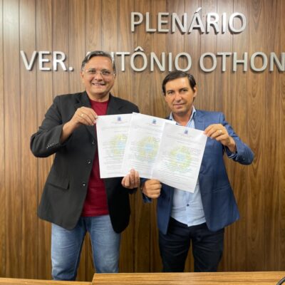 Vereadores Prof. Jaire e Gcharles garantem aprovação de três Projetos de Lei voltados à valorização da educação em Currais Novos