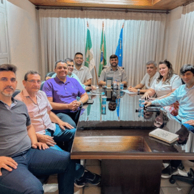 Lucas Galvão recebe representantes do Instituto Nordestino de Gestão Pública Ambiental e de Assistência Social para parcerias