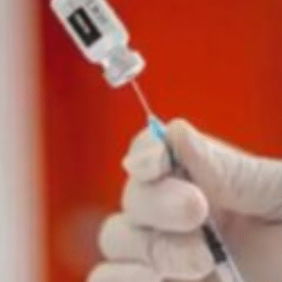 Vacina experimental para o câncer de intestino e pâncreas conseguiu impedir o retorno da doença em pessoas com alto risco de recidiva