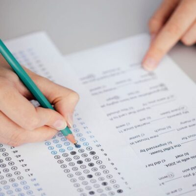 Cidade paraibana terá concurso com 138 vagas em 55 cargos e salários de até R$ 6 mil; saiba detalhes