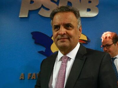 Aécio Neves defende discussão sobre dosimetria de penas após impasse político