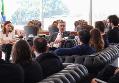 Barroso pede desculpas por dizer ‘derrotamos o bolsonarismo’ ao deixar STF