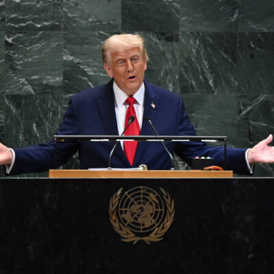 Bolsonaristas minimizam gesto de Trump a Lula e questionam impacto político