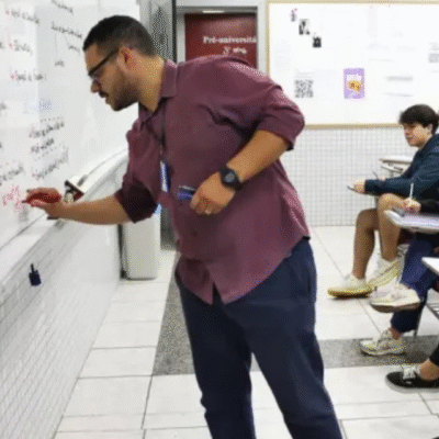 Carteira nacional do professor será entregue em outubro, anuncia MEC