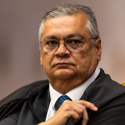 Flávio Dino suspende emendas Pix com irregularidades para nove cidades