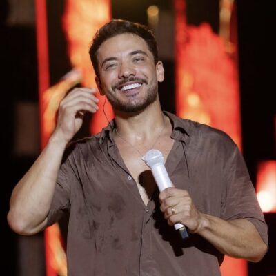 “Já ganhou, tan-tan-tan”: Justiça Eleitoral cassa prefeito e vice de Pedra Grande após show de Wesley Safadão