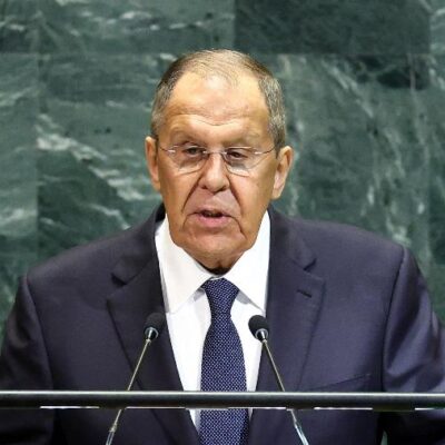 Lavrov nega participação russa em drones e promete retaliação