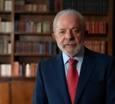 Lula critica PEC que dificulta ações criminais contra parlamentares