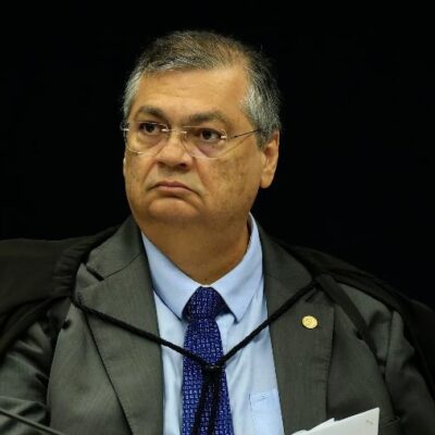 Ministro do STF suspende emendas Pix por indícios de crimes em 9 municípios