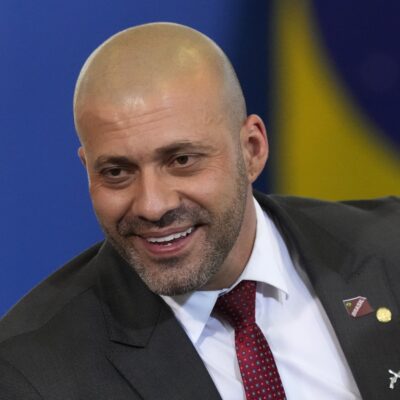 Moraes autoriza progressão de Daniel Silveira para regime aberto no STF