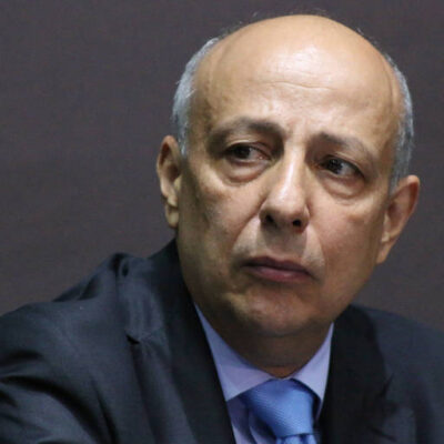 Polícia investiga circulação de veículos na prefeitura de Praia Grande antes de morte de ex-delegado