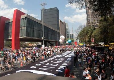 Protestos contra PEC da Blindagem reúnem manifestantes em capitais brasileiras