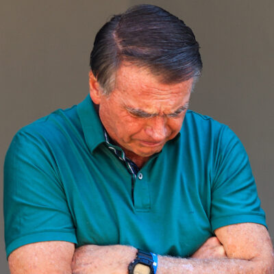 STF condena Bolsonaro a 27 anos por organização criminosa e golpe de Estado