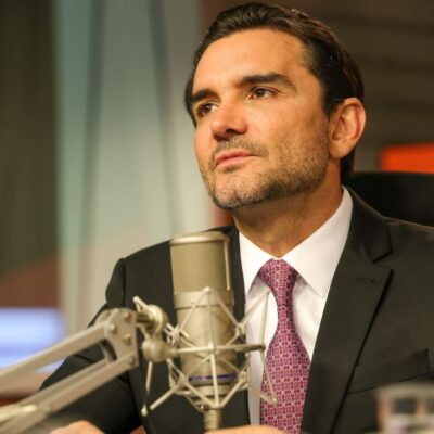 Saída de Celso Sabino marca 13ª troca ministerial no governo Lula