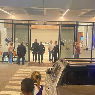 Segurança no hospital revista enfermeiros para evitar celular no quarto de Bolsonaro