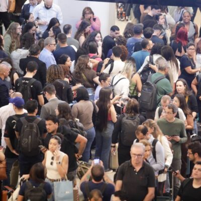 Vazamento de óleo na pista do Santos Dumont causa atrasos e cancelamentos