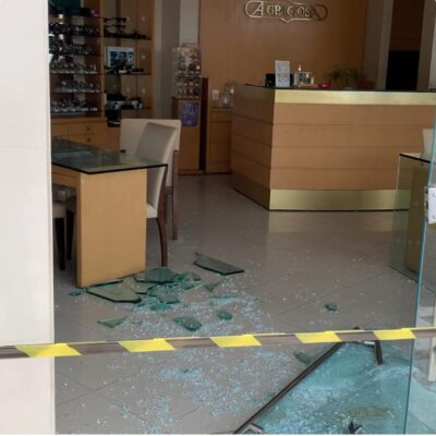 Polícia Civil realiza perícia em loja arrombada durante a madrugada em Currais Novos