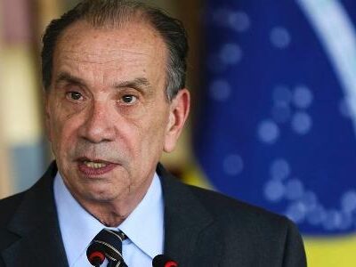 Aloysio Nunes destaca frieza de Lula em negociação com Trump na Malásia