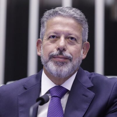 Arthur Lira comenta aprovação da isenção do IR para quem ganha até R$ 5 mil