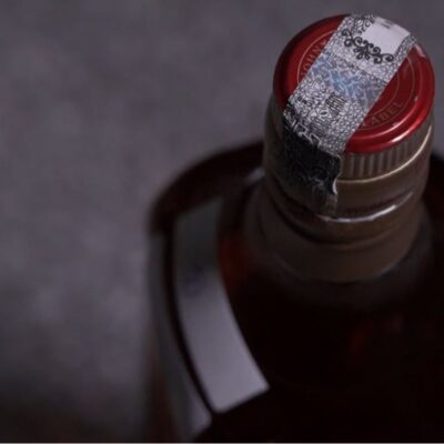 Clubes em Ribeirão Preto suspendem venda de destilados após alerta de metanol