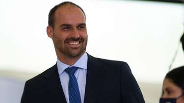 Conselho de Ética arquiva processo contra Eduardo Bolsonaro por 11 a 7 votos