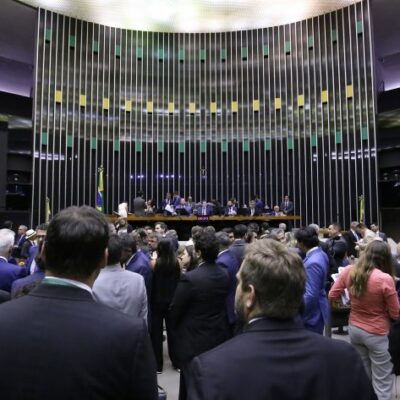 Câmara aprova imposto de 10% sobre lucros e dividendos acima de R$ 50 mil