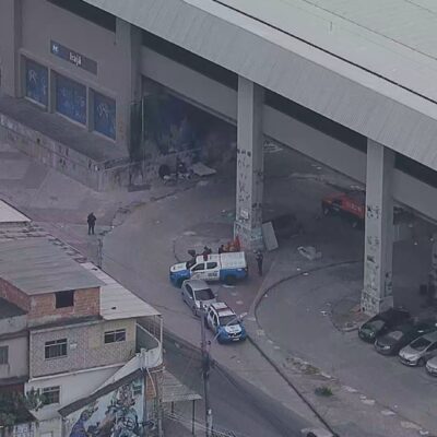 Dois homens em situação de rua são mortos a tiros de fuzil em Irajá