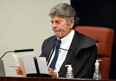 Fux propõe transição para julgar réus da trama golpista na Segunda Turma do STF