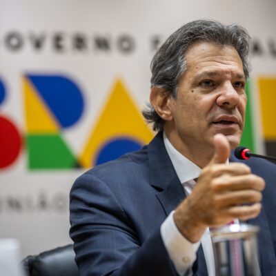 Haddad comemora aprovação unânime da isenção do IR para quem ganha até R$ 5 mil