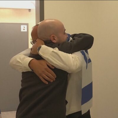 Hamas libera 20 reféns israelenses após mais de 700 dias de cativeiro