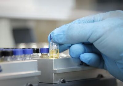 Hospital abre protocolo de morte cerebral em jovem que consumiu vodca suspeita