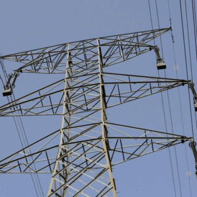 Incêndio em reator no Paraná provoca apagão em 10 estados e DF